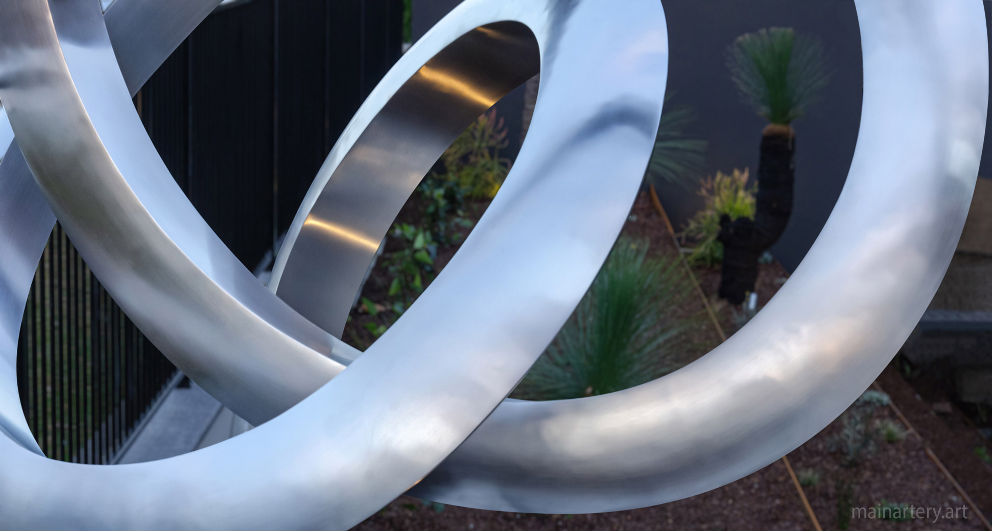outdoor polished modern landscape sculpture image