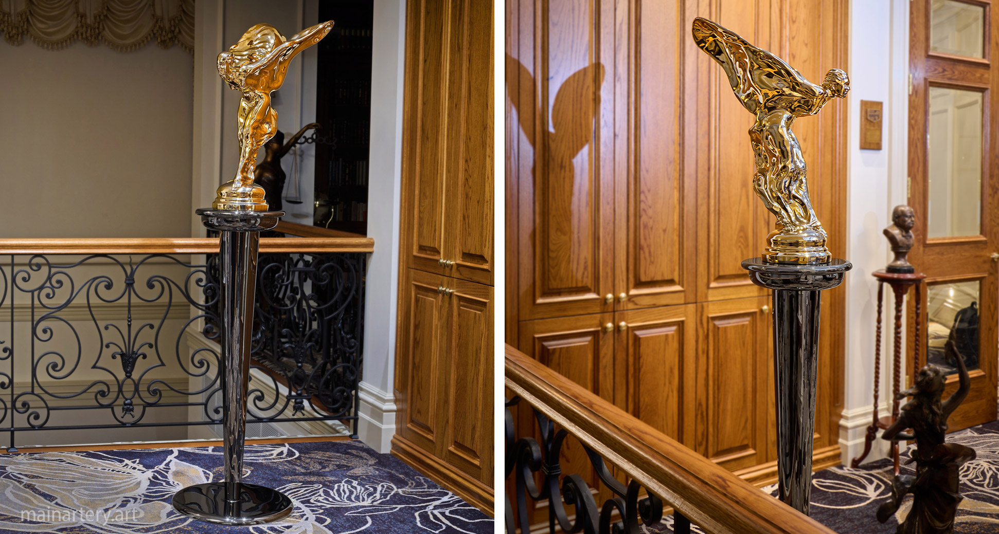 freestanding mirror polished realistic commemorative sculpture image