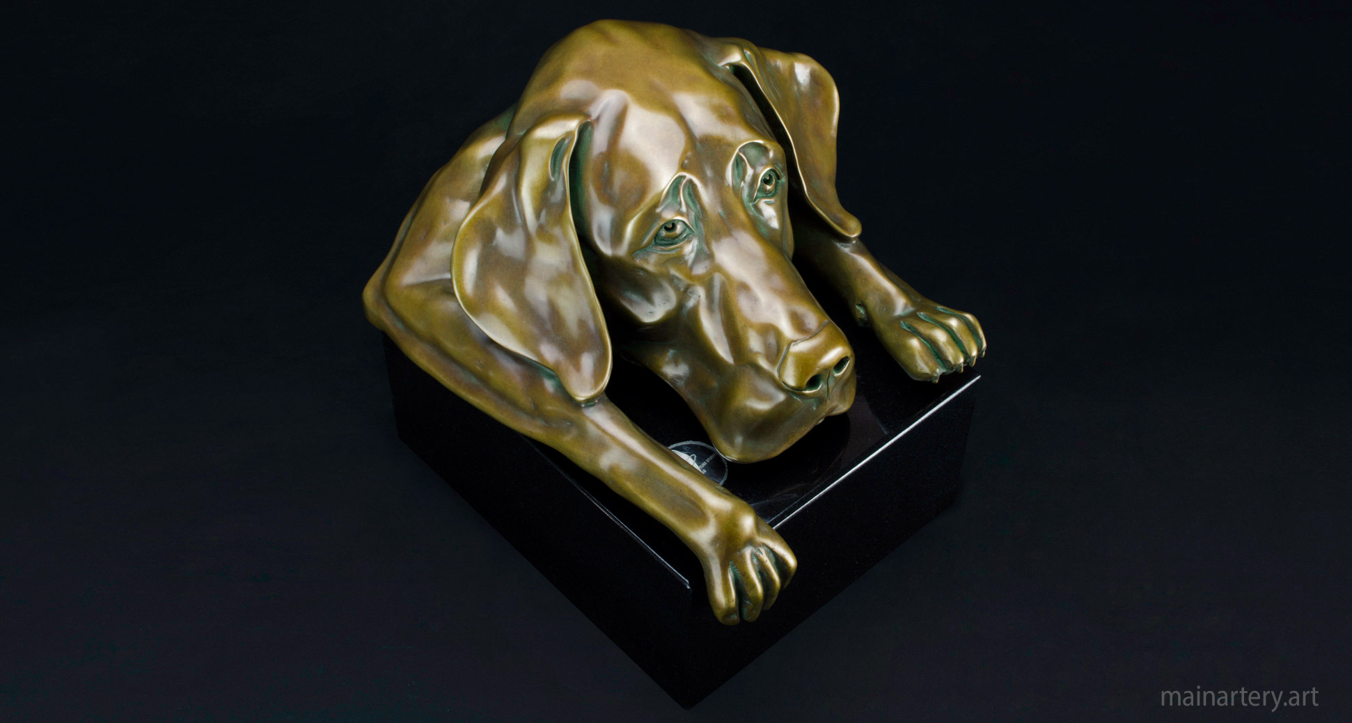 small metal dog interior sculpture image