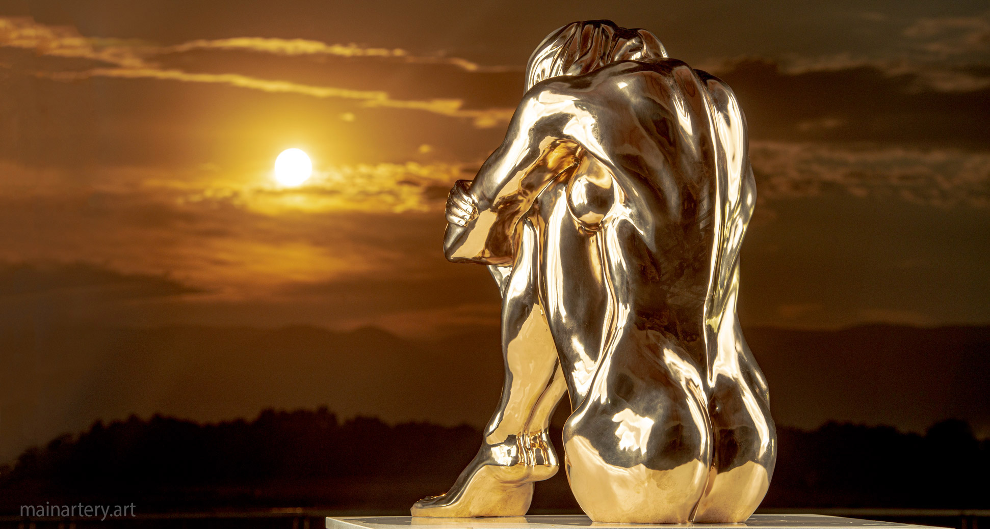 large bronze contemporary sculpture image