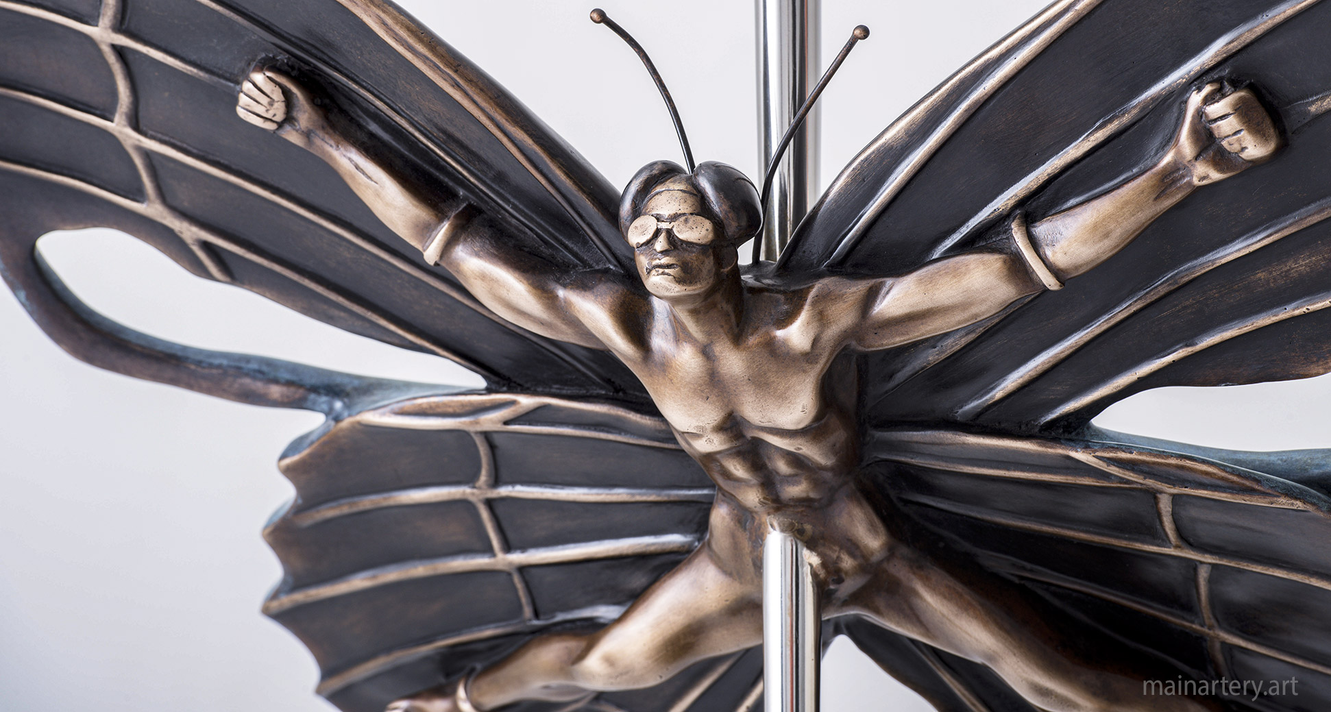 small nude representational bronze artwork image