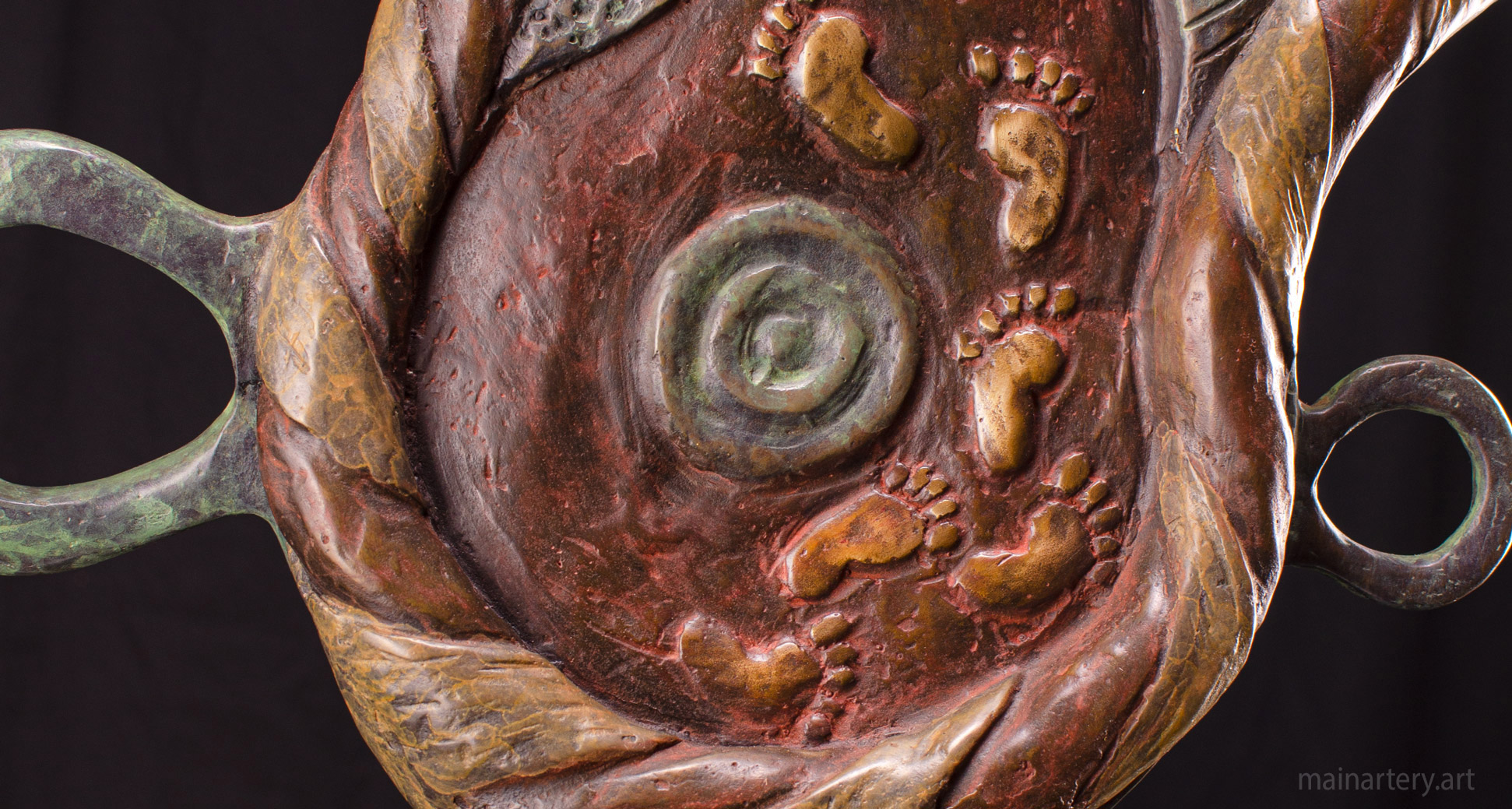 large bronze dreamtime outdoor sculpture image