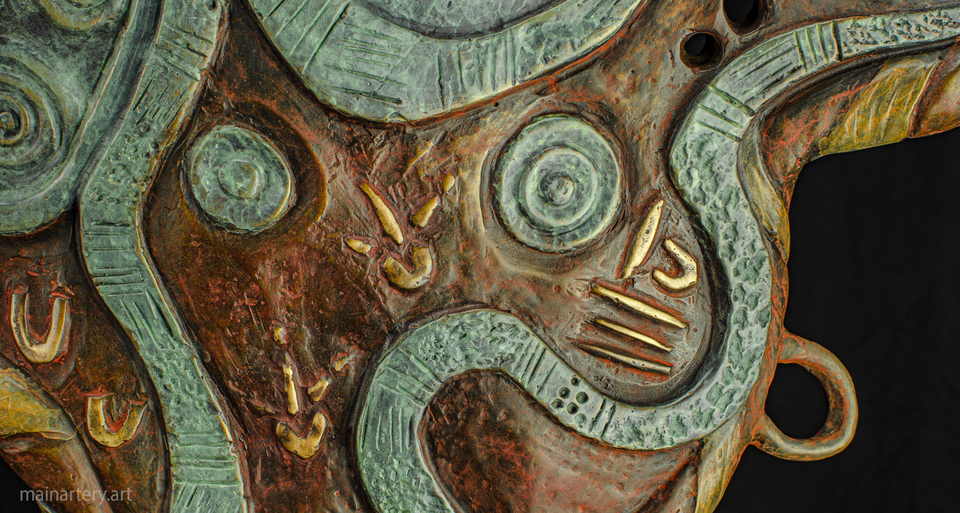 courtyard dreaming forms estate sculpture image