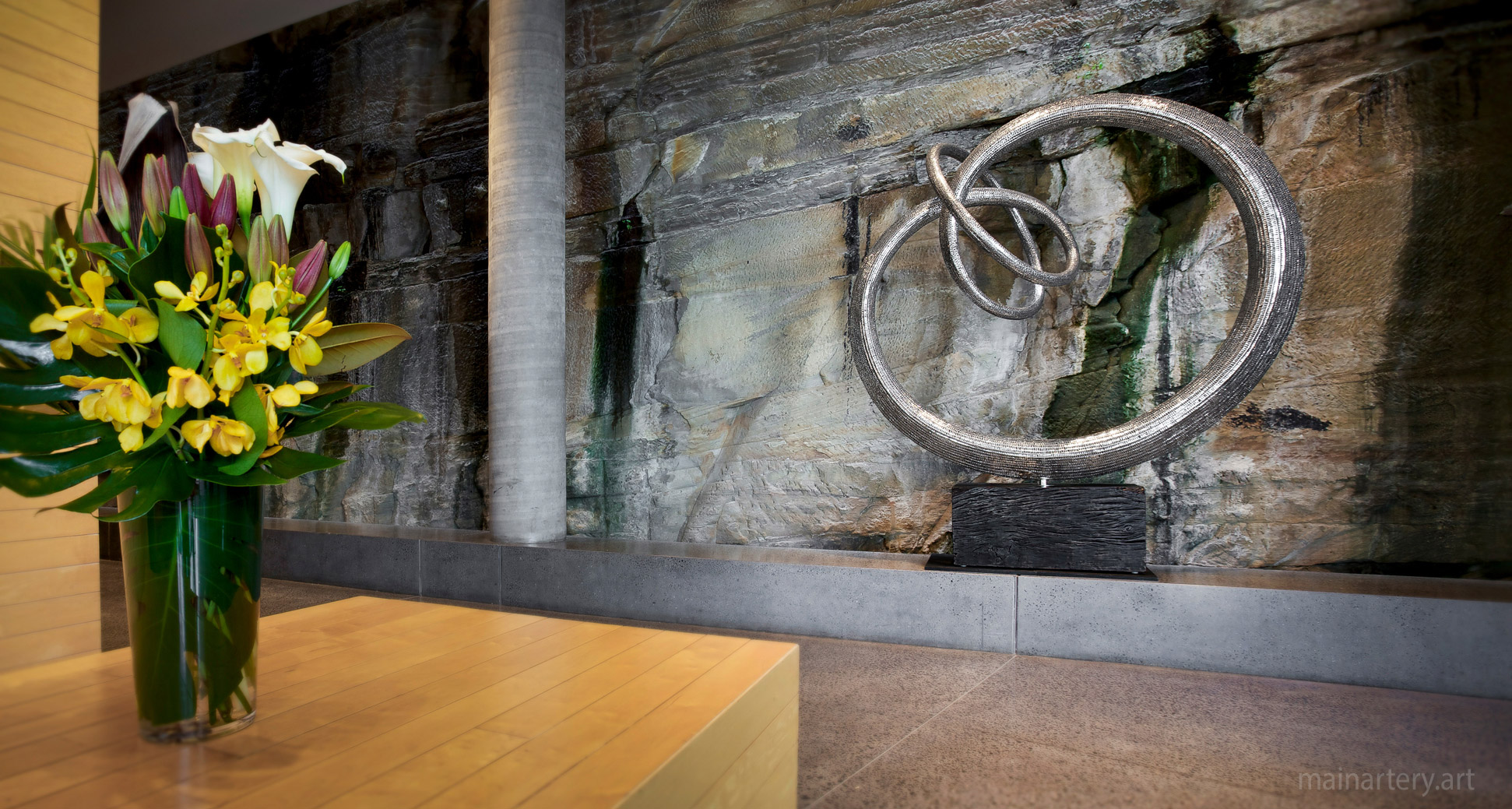 huge polished abstract entwine sculpture image