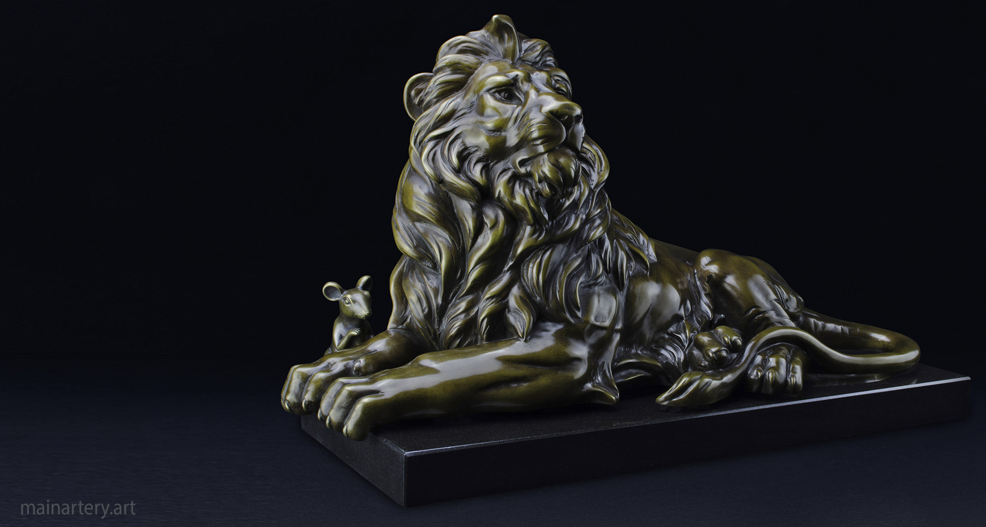 interior patina lion and mouse narrative sculpture image
