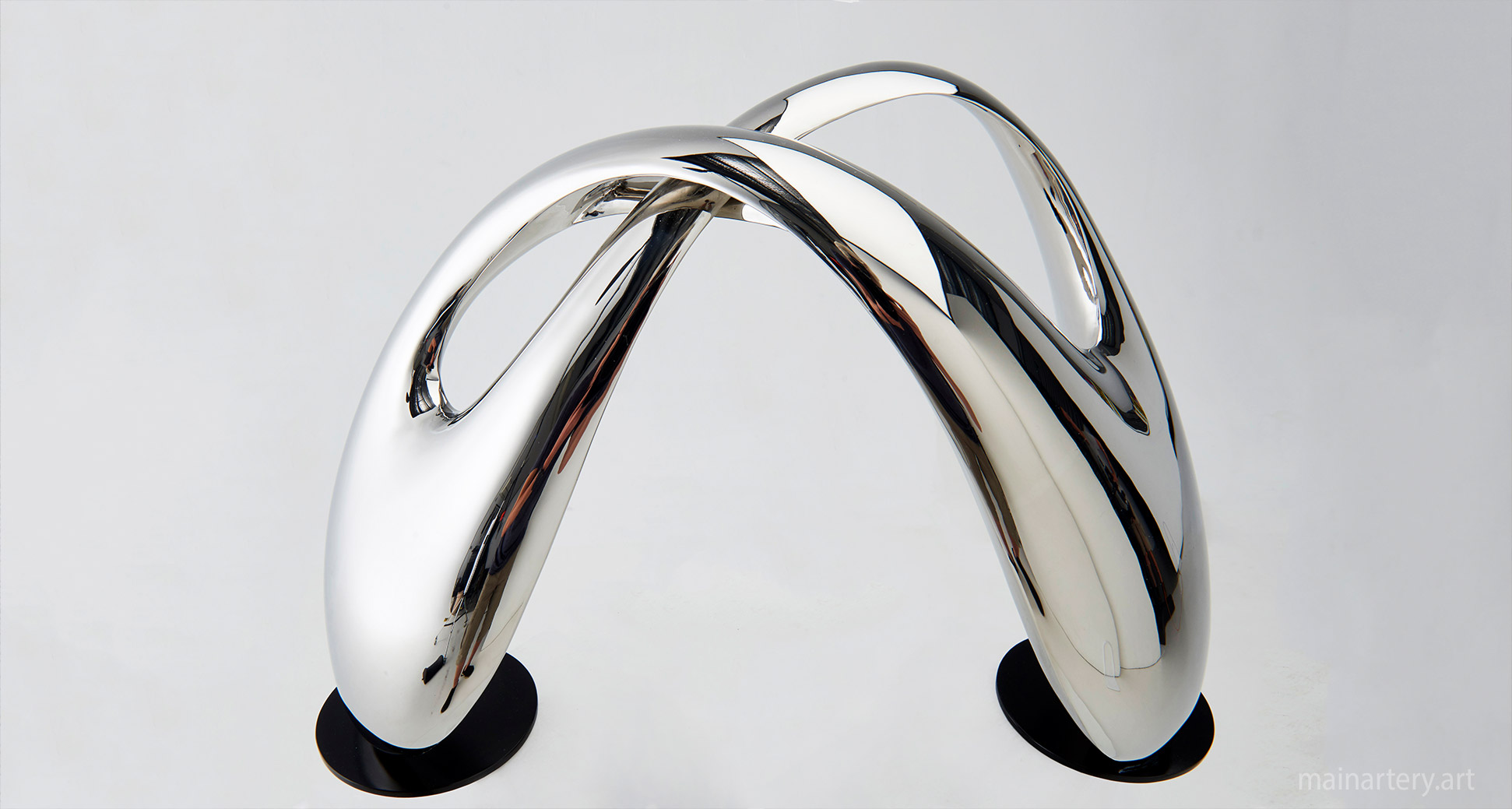 summit mirror polished sculpture marquette image