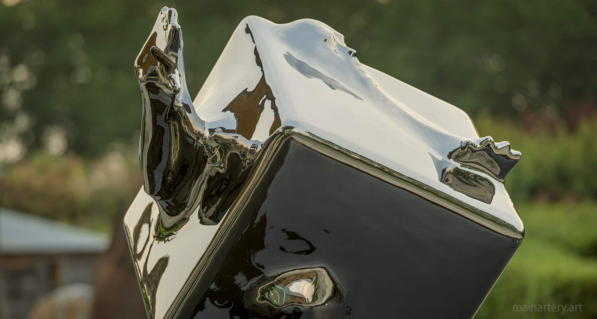 courtyard polished abstract outdoor sculpture image