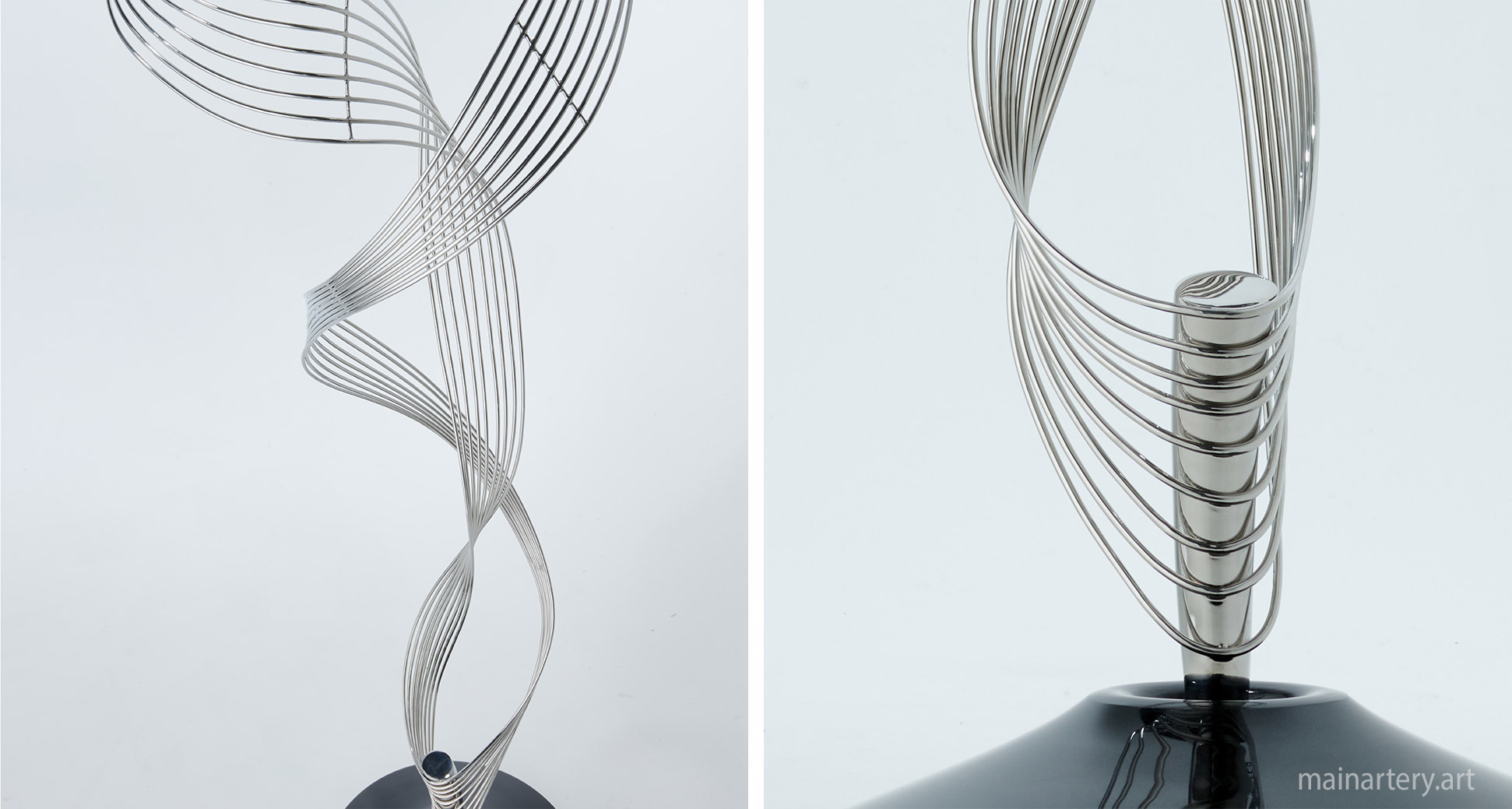 large mirror polished algorithmic totem sculpture image