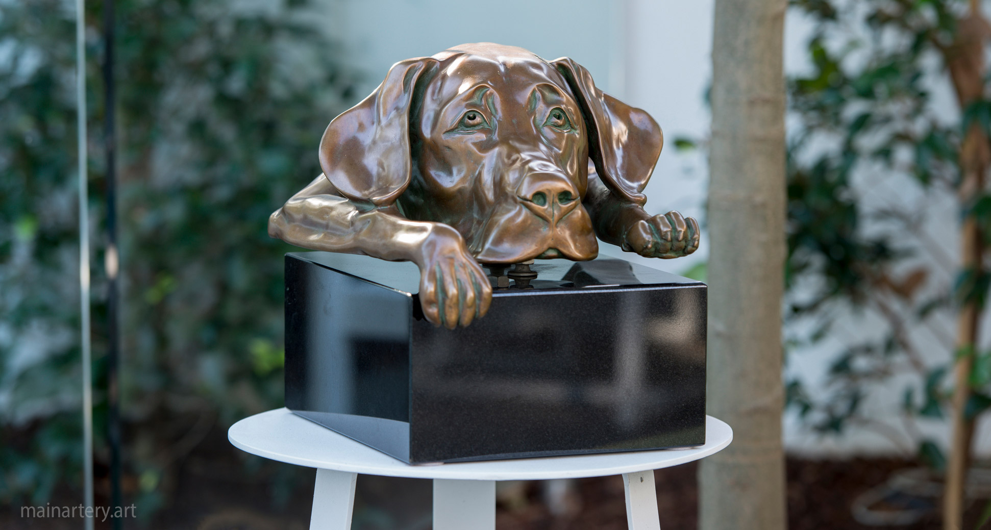 outdoor metal dog commemorative artwork image