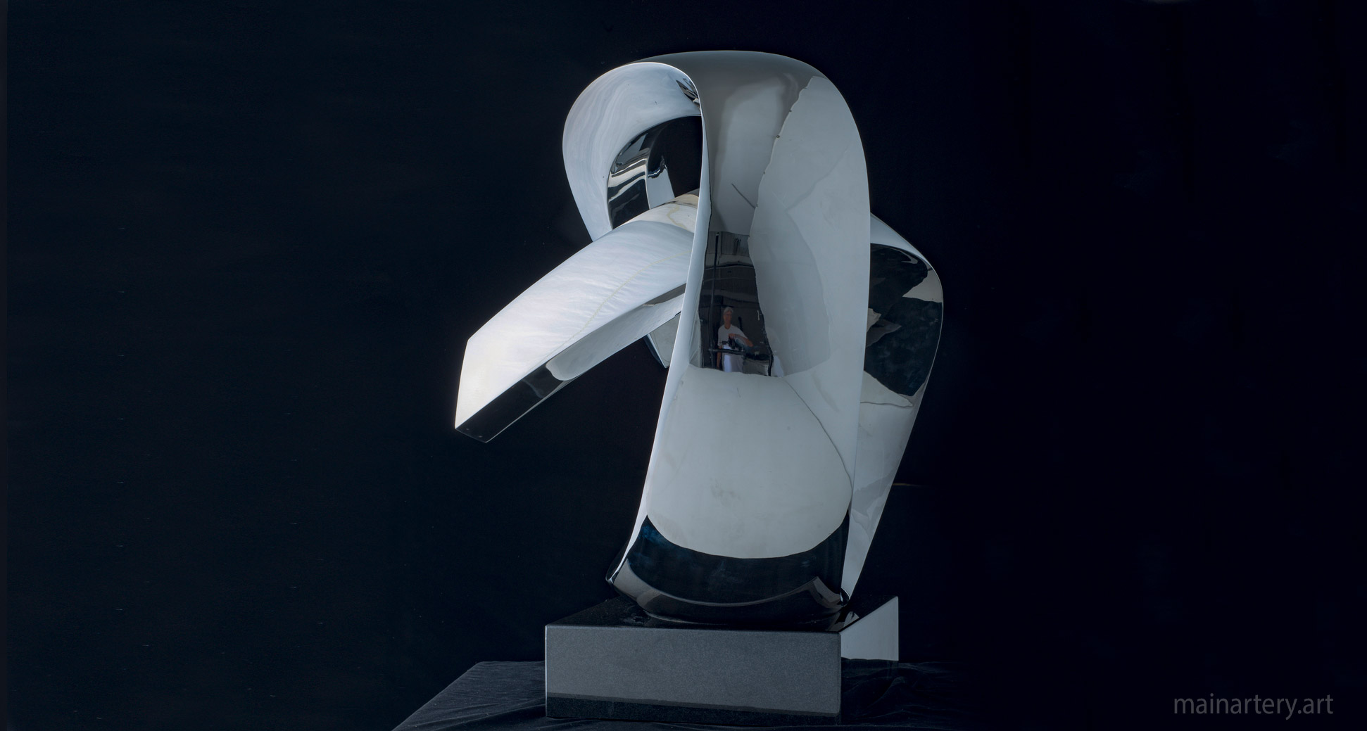 small metal abstract interior artwork image