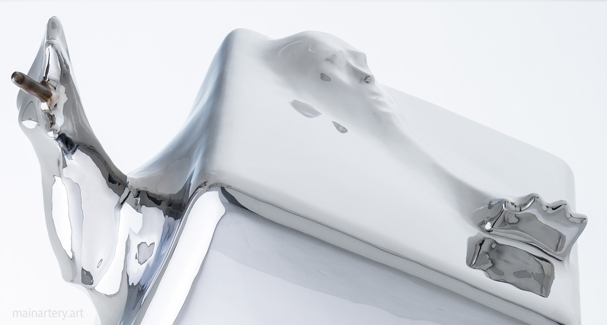 contemporary confined cubist polished sculpture image